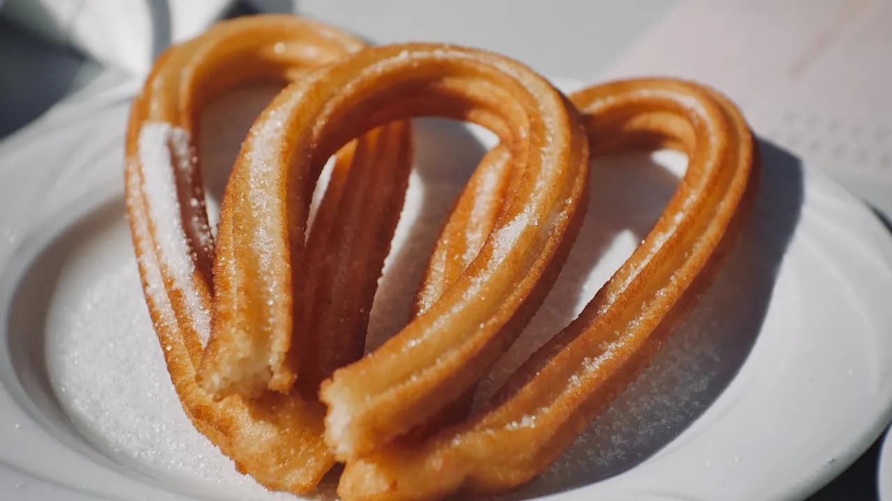 ¿Los churros engordan más que otros postres? Lo que debes saber