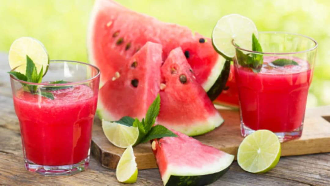 Cómo hacer un batido de sandía delicioso y saludable en minutos