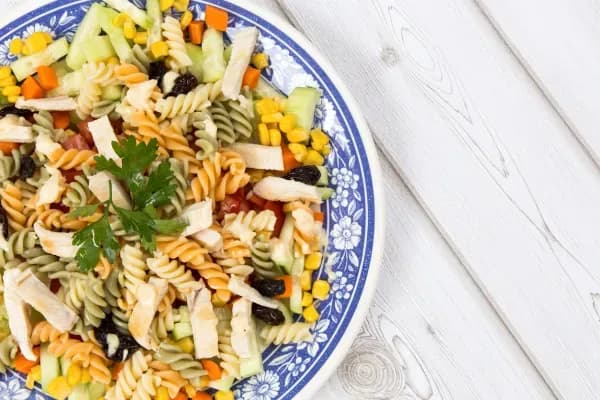 Deliciosa ensalada de pasta con lechuga: recetas y consejos fáciles